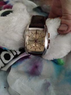 Kenneth Cole Unisex Watch!