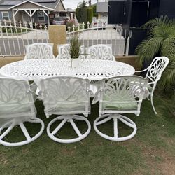 Brand New Patio Outdoor Furniture Dining Table Set