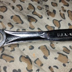 New Craftsman 3/8 Ratchet 