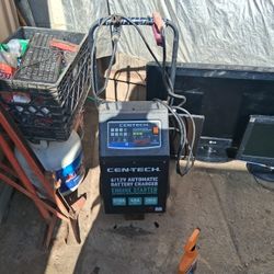 Centers 61/2V Automatic Battery Charger Engine Starter 