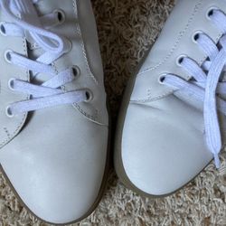 Banana Republic Casual Shoes Size 12  Never Worn