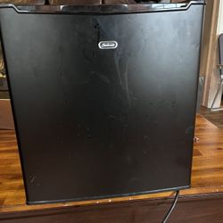 Sunbeam Mini Fridge 