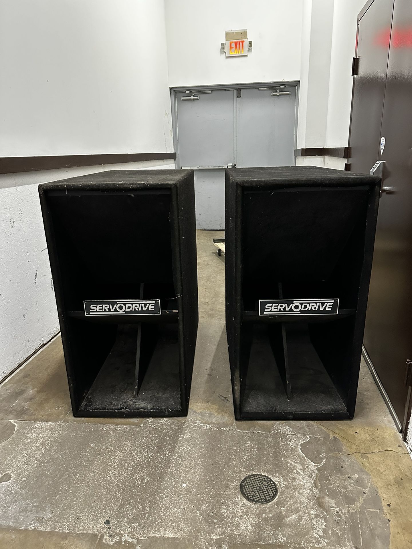 Servo Drive Bass Tech 7 Speakers