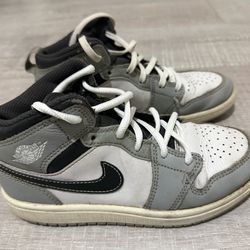 Nike Air Jordan's Youth Size 2