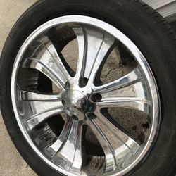 20”s Chevy Truck Rims. 255 /45 R20
