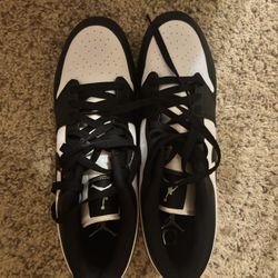 BRAND NEW football Cleats 
