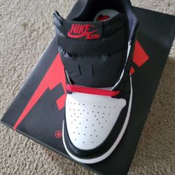 Jordan 1 Low Og GS 7Y Brand New