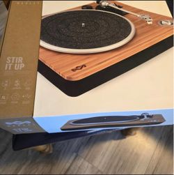House of Marley Stir It Up Record Player