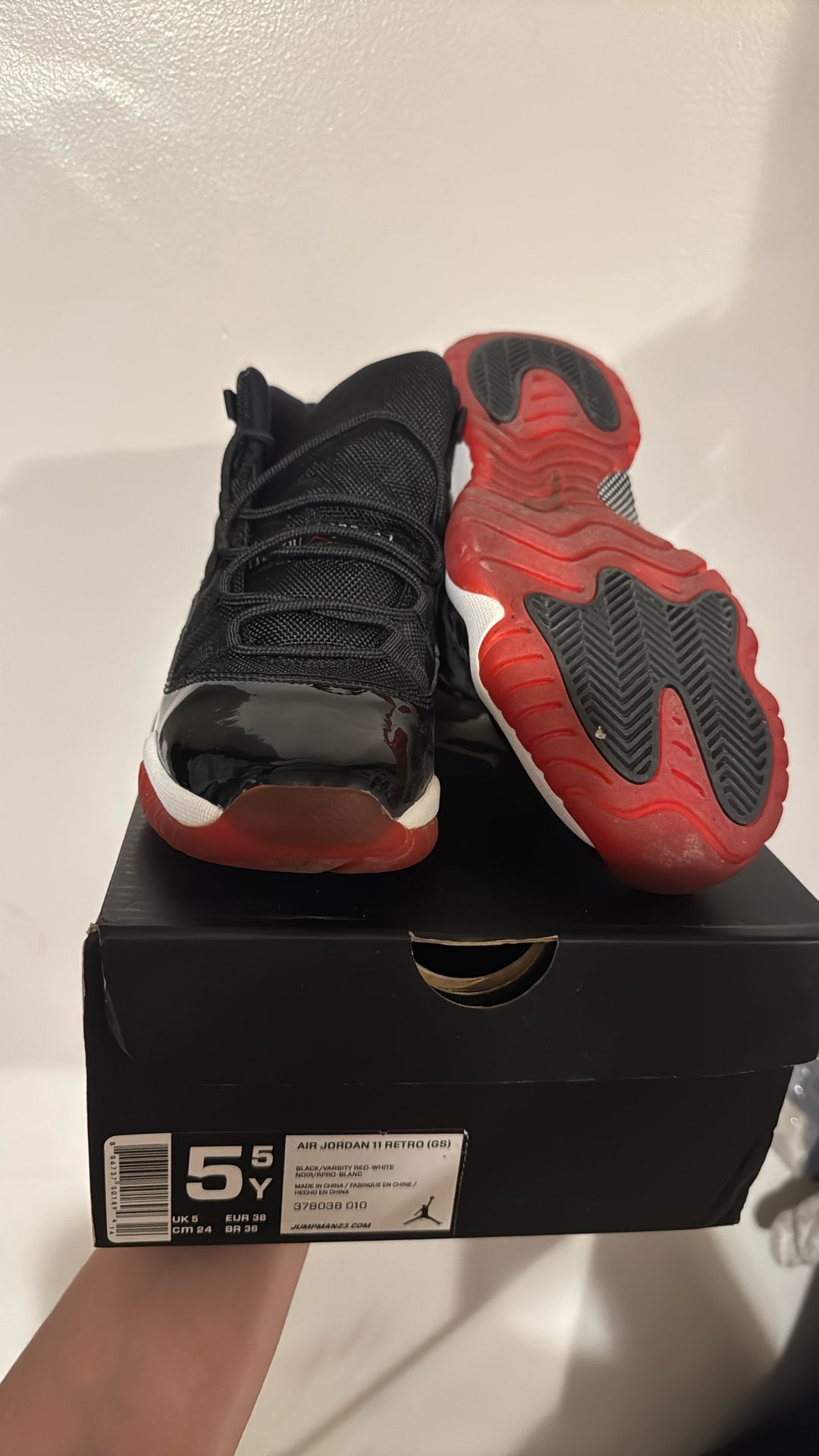 Air Jordan 11 Size 5.5Y