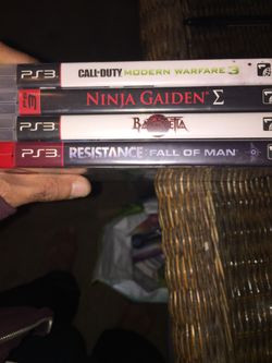 4 ps3 games complete in box
