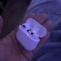 Lightly Used AirPods 3rd Gen