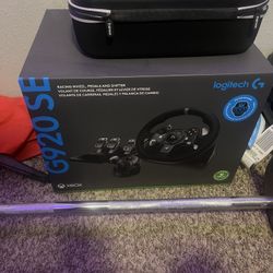 Logitech G920 Driving Force Racing Wheel + Logitech G Driving Force Shifter Bundle for Xbox One and PC 