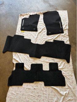 Toyota Sequoia Carpet floor Mats