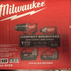 Milwaukee M18 Drill Set