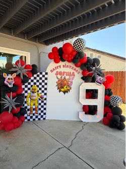Five nights at Freddy event set up