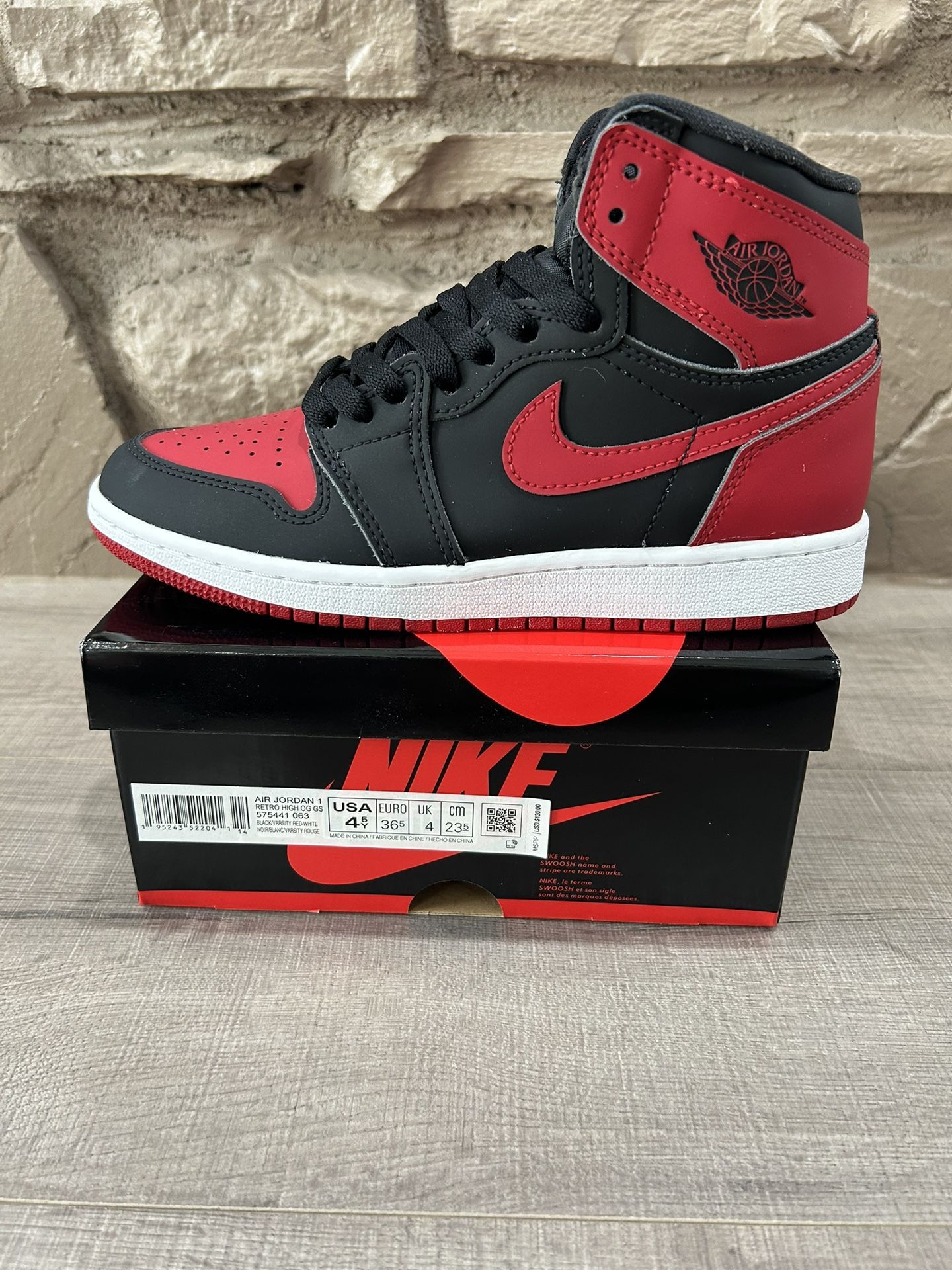 New Jordan 1 Retro High OG Patent Breds Size 6 Women / 4.5 Y