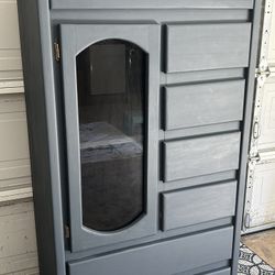 Solid wood Furniture / Serious buyers only