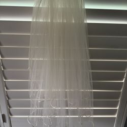 Wedding Veil (Pre-Own)