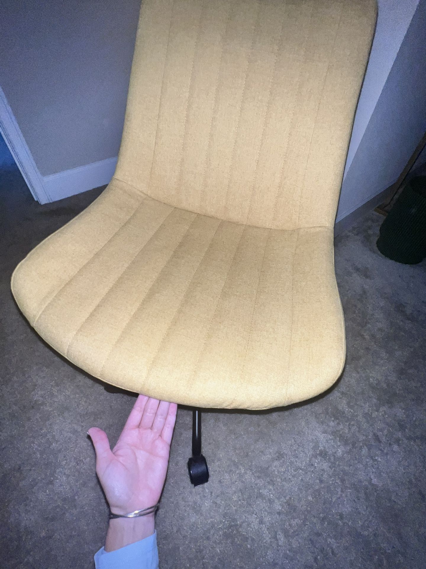 Mustard yellow Office Desk Swivel Chair Vertical Stripe Tufted With Casters Wheels