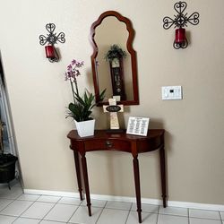 Table and Mirror Set