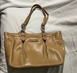 Coach shoulder purse
