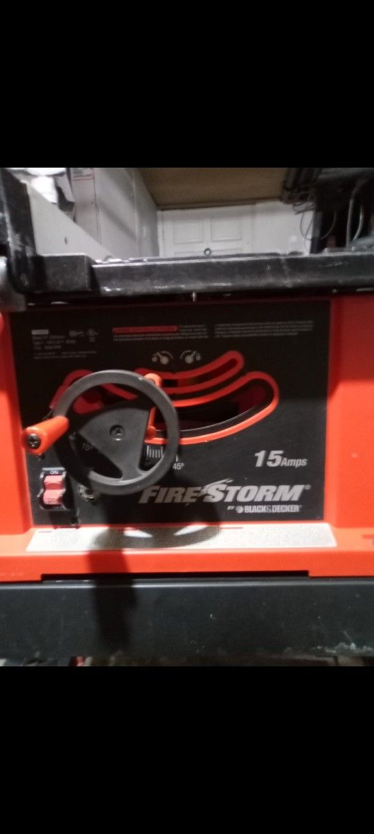 Wood Cutting Saw Machine Black And Decker