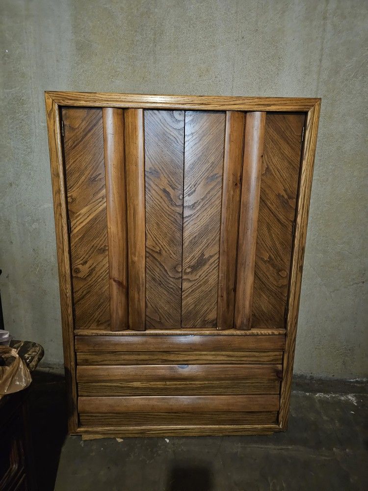 Oak Bedroom Furniture