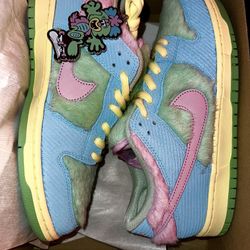 Nike SB Dunk Low Verdy Visty
