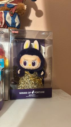 Wings of fortune labubu