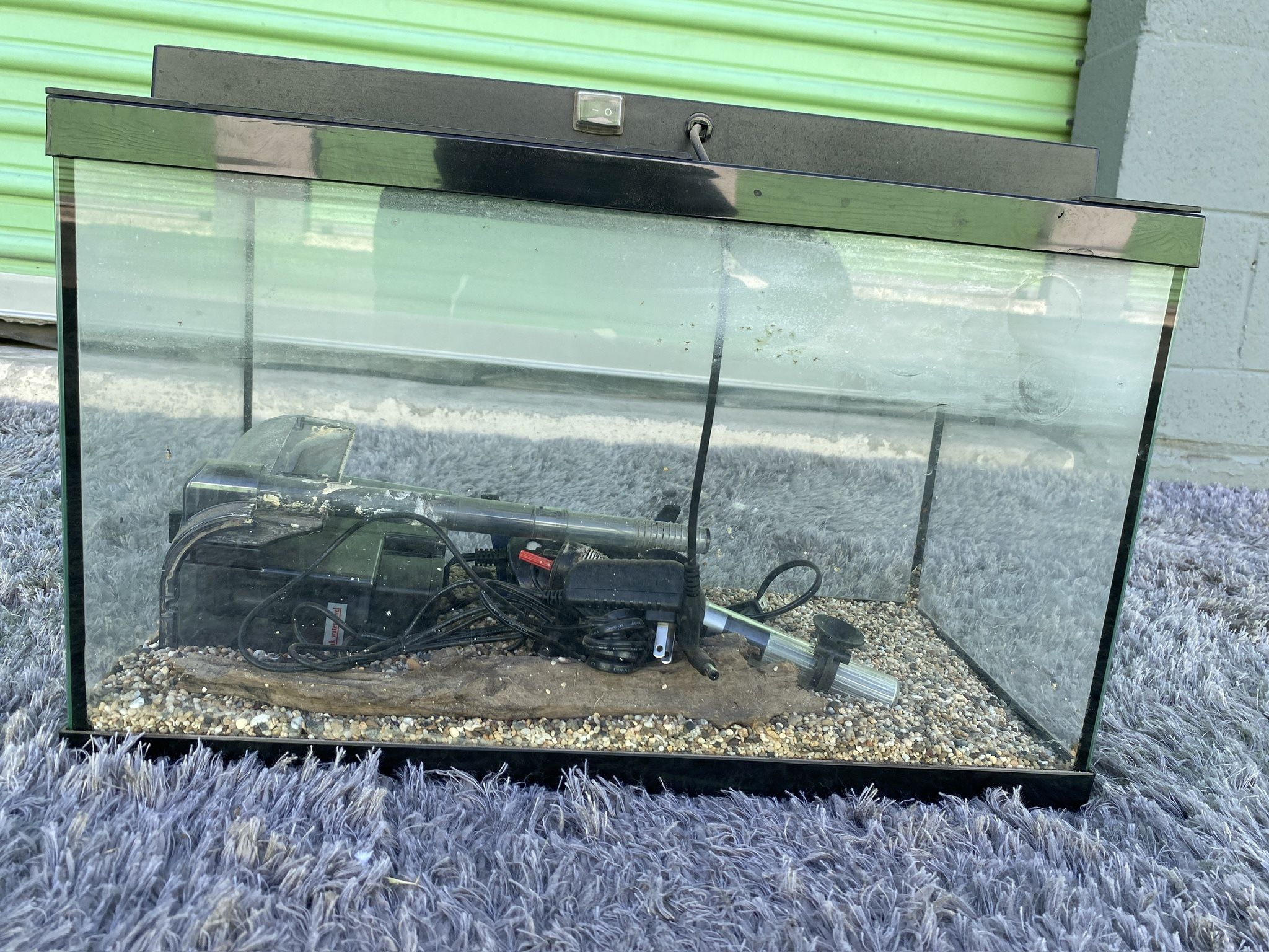 Medium Fish Tank with Accessories