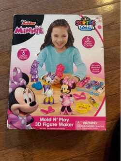 Money mold n play figure maker