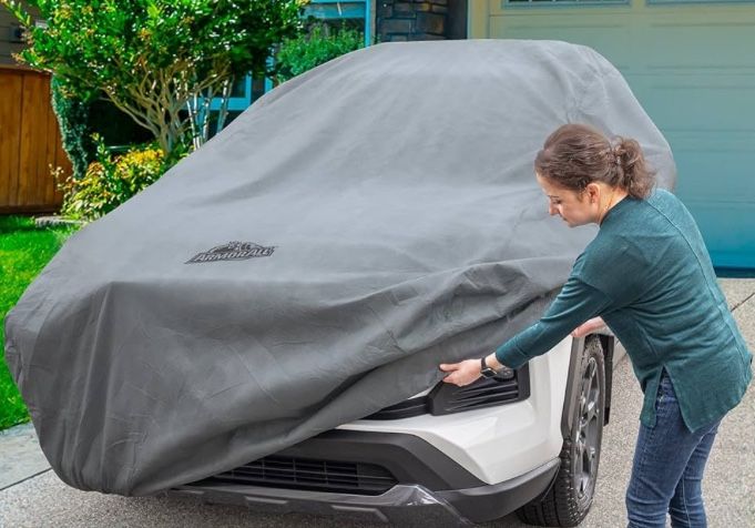 Car cover with locking cable