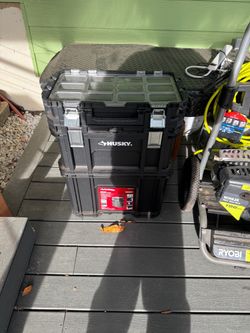Husky 22 in. Connect Rolling System Tool Box - $60