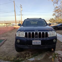 2005 Jeep Cherokee Limited 4x4 HEMI 