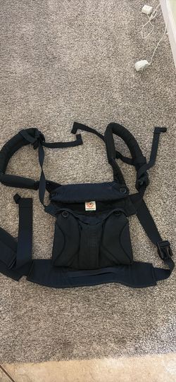 Ergobaby Carrier