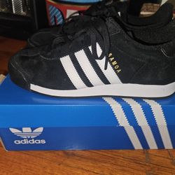 Brand New Adidas Samoa Size 7Y/6 W
