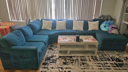 Sofa set
