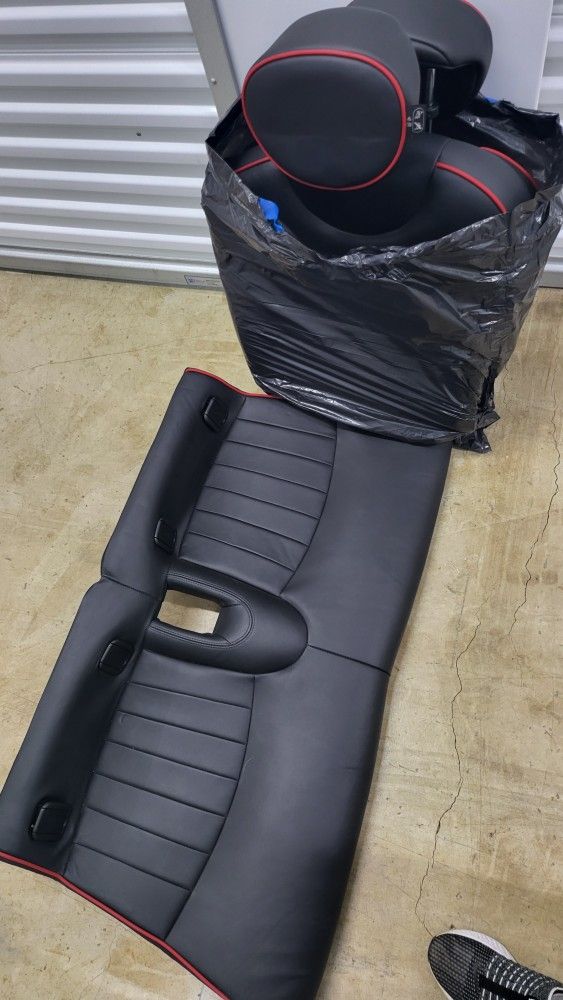 2011 Mini Cooper JCW - Rear Seats