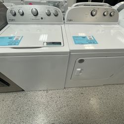 New Open Box Whirlpool Washer Electric Dryer Pair 