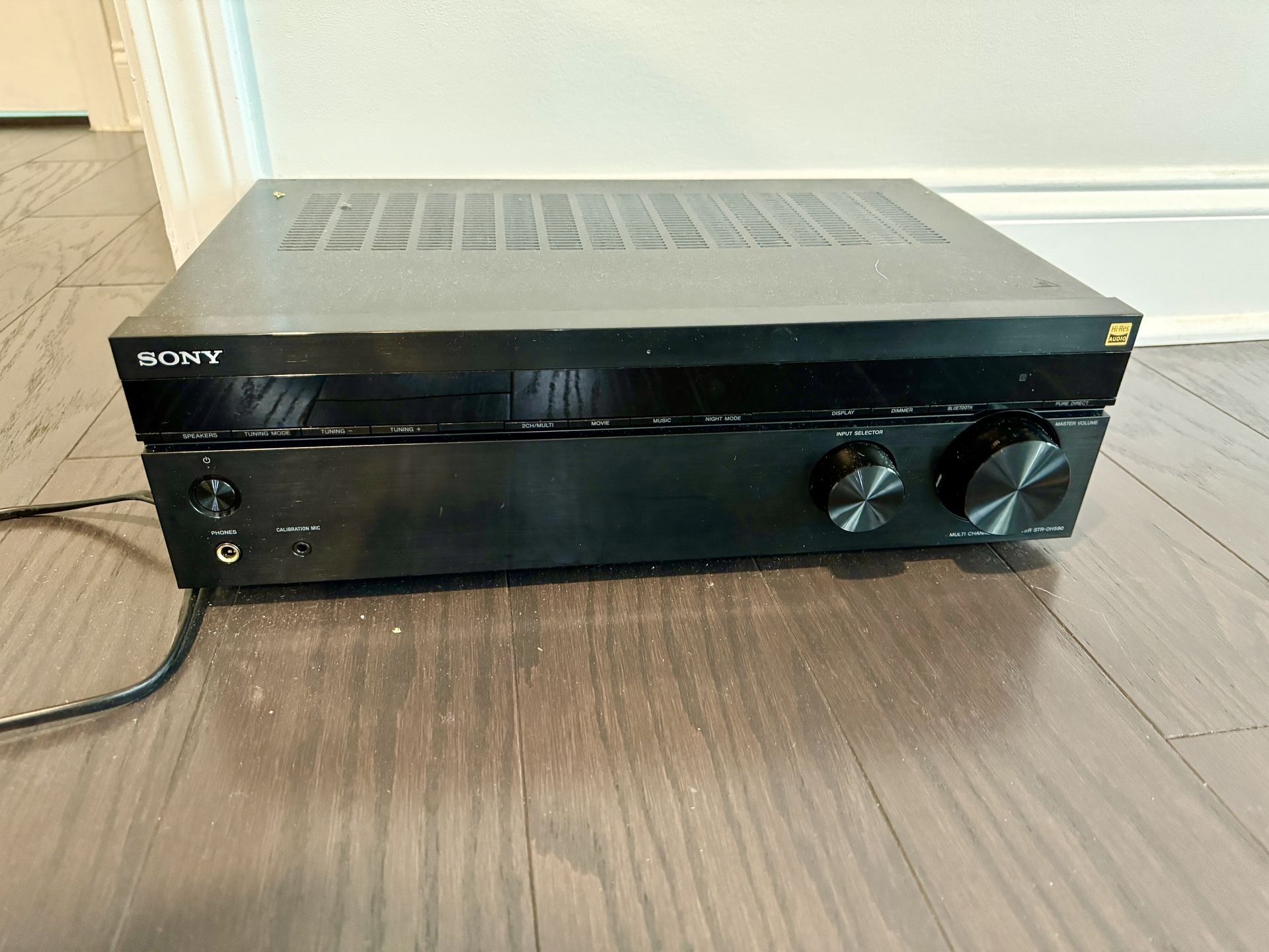 Sony Receiver 5.1 STR-DH590