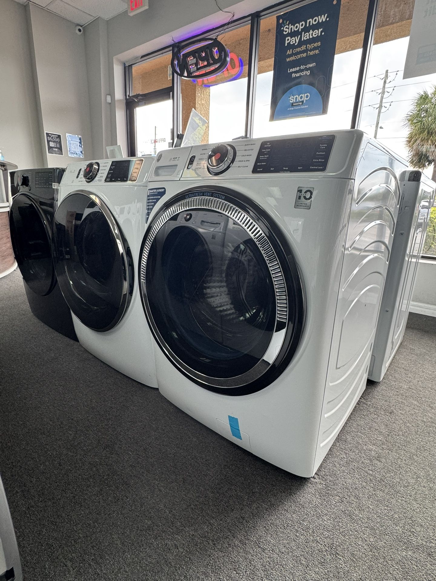 Washer And Dryer 