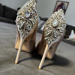 Badgley Mischka peep toe heels with crystal embellishment. Size 8