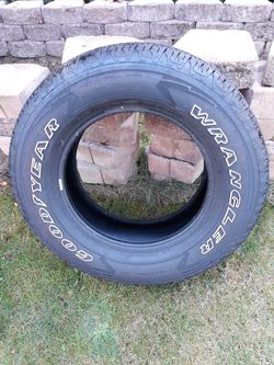 Goodyear Wrangler 275x65xR18