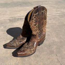 LAREDO Cowboy Boots