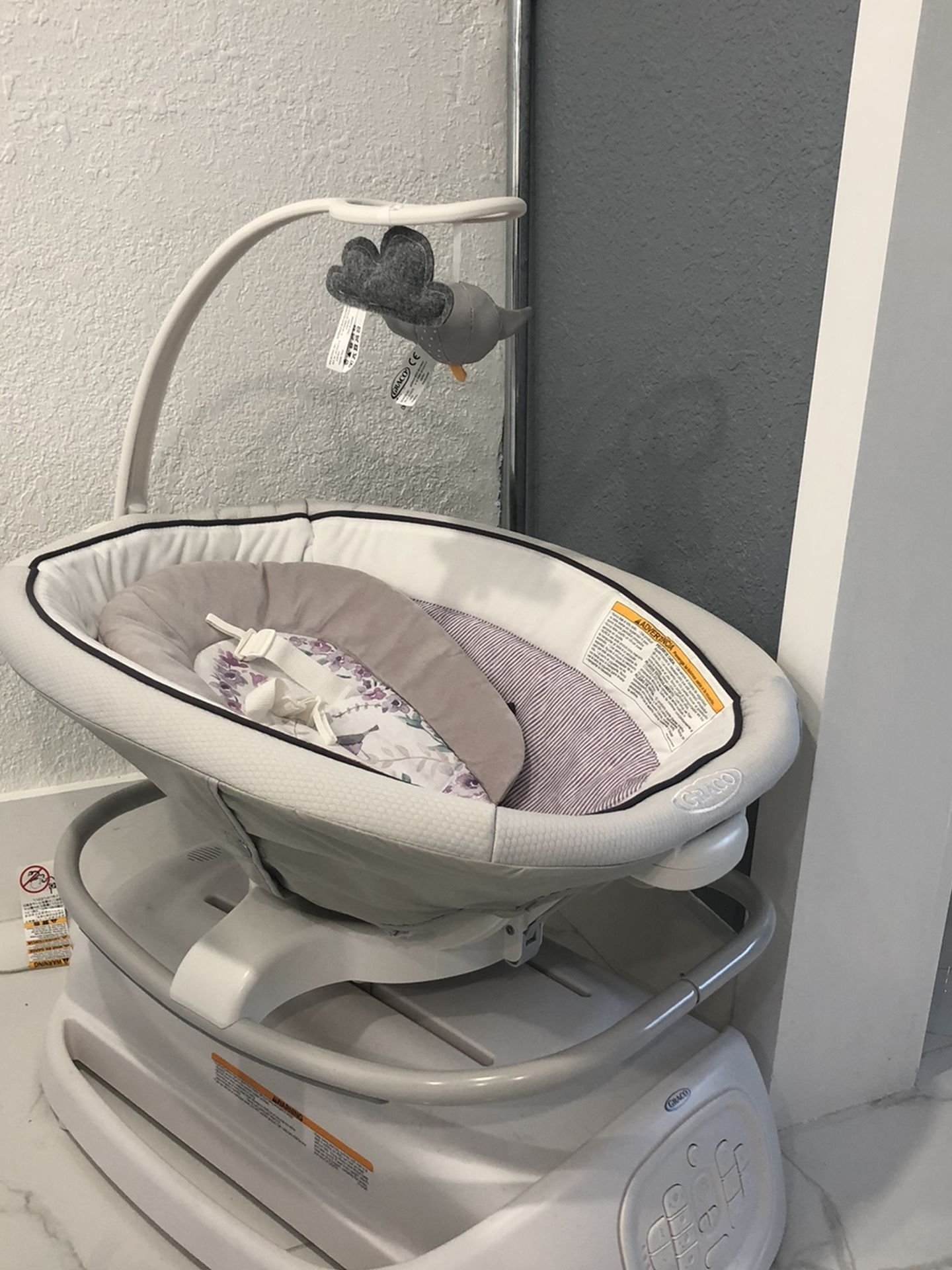 Graco® Sense2Soothe™ Swing with Cry Detection™ Technology