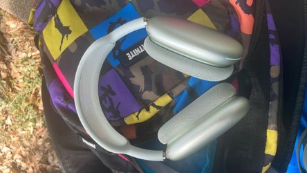Airpod Max’s (Green)