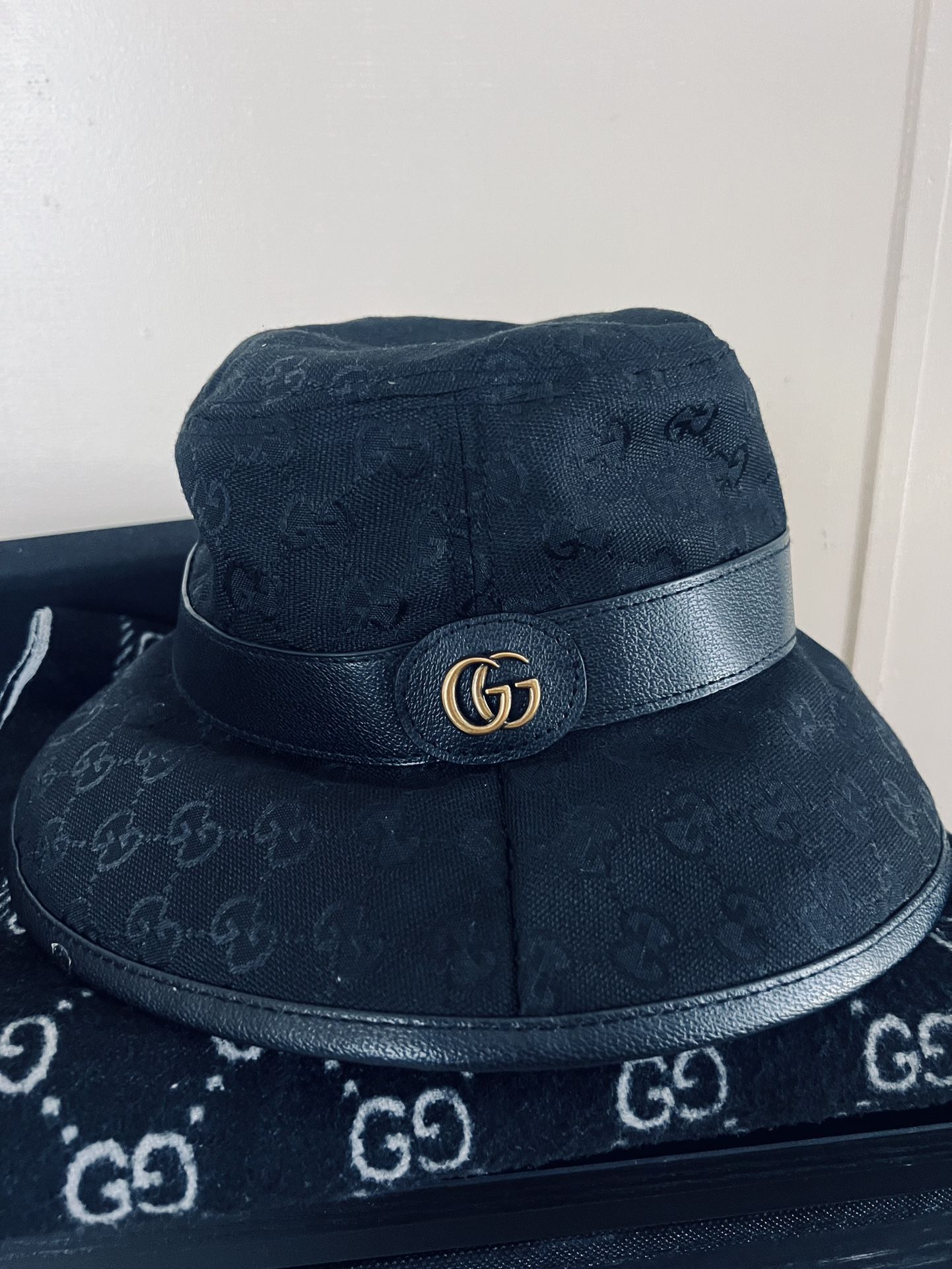 GG Canvas Bucket Hat