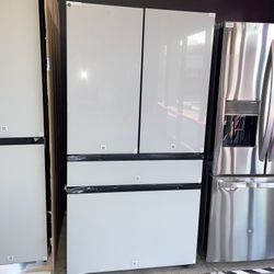 Samsung Bespoke 23 cu. ft. Counter Depth 4-Door French Door Smart Refrigerator in White Glass with Beverage Center