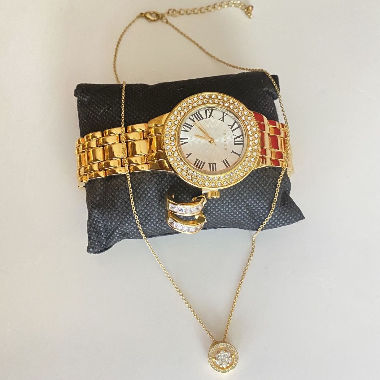 Fervor montréal watch deals and jewellery set