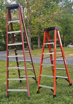 2 Werner Professional Fiberglass Step ladders - 8 ft & 6 ft step ladder lot - buy both 1 price!